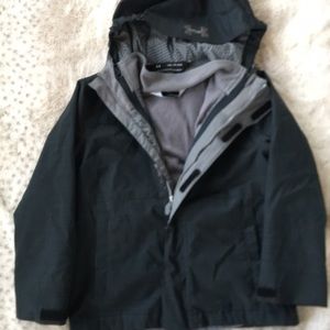 Boys UA cold gear lined jacket with hood.